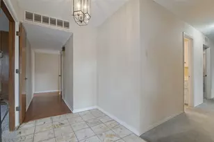 1605 Clear Point Dr, Garland, TX 75041 - Photo 6
