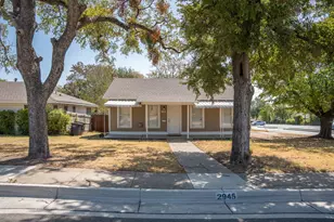 2945 Handley Dr, Fort Worth, TX 76112 - Photo 2