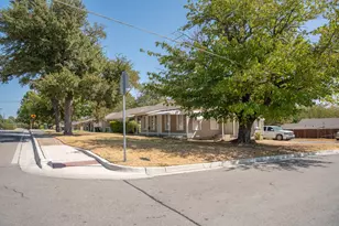 2945 Handley Dr, Fort Worth, TX 76112 - Photo 6