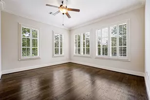 8505 Edgemere Rd, Dallas, TX 75225 - Photo 12