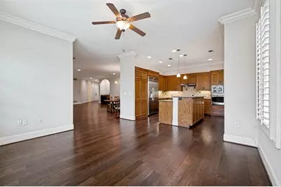 8505 Edgemere Road #202, Dallas, TX 75225 - Photo 10