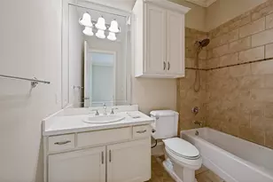 8505 Edgemere Rd, Dallas, TX 75225 - Photo 22
