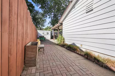 1809 Anderson Street, Irving, TX 75062 - Photo 18