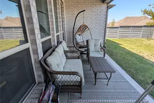 425 Sunnyridge Ln, Little Elm, TX 76227 - Photo 18