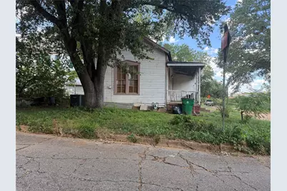 109 E Gooch Street, Palestine, TX 75801 - Photo 38