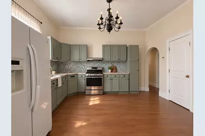109 E Gooch Street, Palestine, TX 75801 - Photo 12