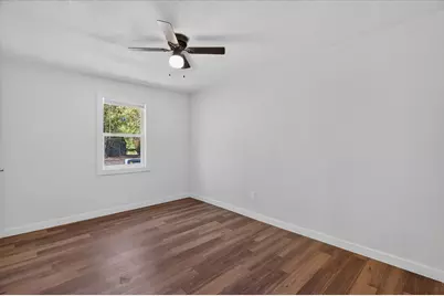 537 NW King Street, Burleson, TX 76028 - Photo 16