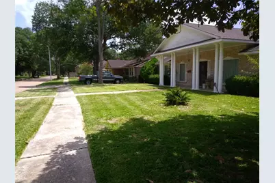 5951 Lattimer Drive, Houston, TX 77035 - Photo 2