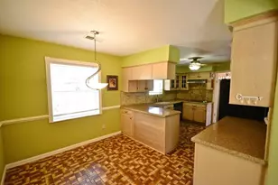 5951 Lattimer Dr, Houston, TX 77035 - Photo 24