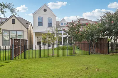 623 Aspen Valley Lane, Dallas, TX 75208 - Photo 32