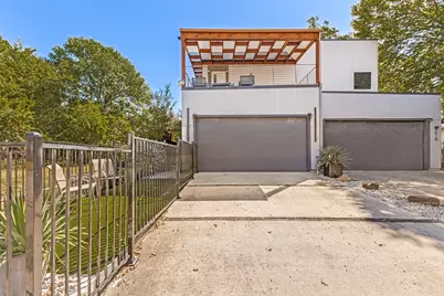 3912 Munger Avenue, Dallas, TX 75204 - Photo 1