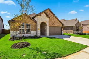 2504 Travis St, Celina, TX 75009 - Photo 4