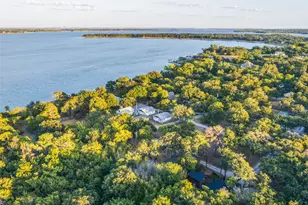 201 E 9th St, Shady Shores, TX 76208 - Photo 28