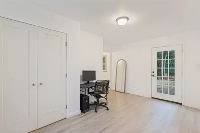 201 E 9th Street, Shady Shores, TX 76208 - Photo 18