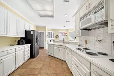 12324 Creekspan Drive, Dallas, TX 75243 - Photo 14
