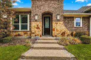405 Sir Torin Ln, Lewisville, TX 75056 - Photo 4