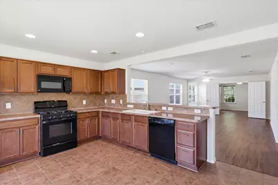 7927 Estancia Drive, Frisco, TX 75036 - Photo 6