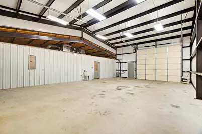 2078 Farm Road 2122, Roxton, TX 75477 - Photo 20