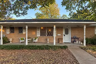 600 Carroll St, Kerens, TX 75144 - Photo 2