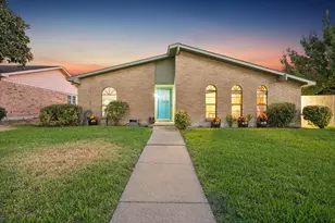 8502 Baumgarten Dr, Dallas, TX 75228 - Photo 16