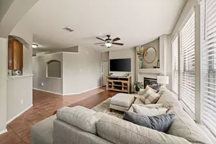 8404 Island Ct, Fort Worth, TX 76137 - Photo 12