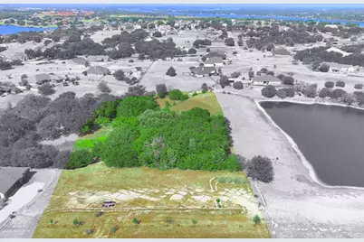 1210 Bentwater Parkway, Granbury, TX 76049 - Photo 16