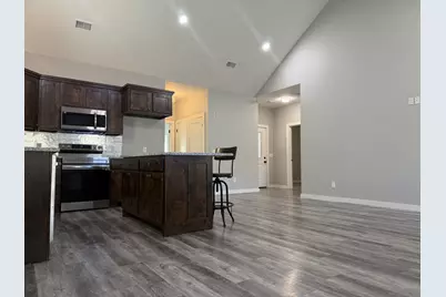 120 W Fairview Street, Blossom, TX 75416 - Photo 8