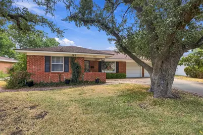 7037 Treehaven Road, Fort Worth, TX 76116 - Photo 4