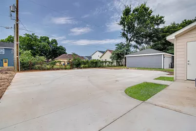 5836 Eastland Street, Fort Worth, TX 76119 - Photo 34