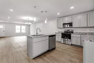 5836 Eastland St, Fort Worth, TX 76119 - Photo 6