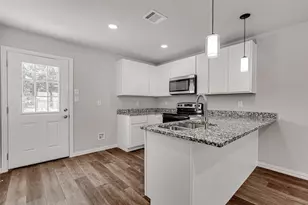 5836 Eastland St, Fort Worth, TX 76119 - Photo 18