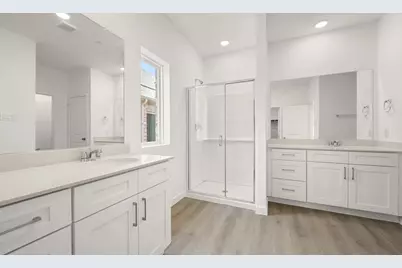 5733 Lakeview Drive, Watauga, TX 76148 - Photo 14