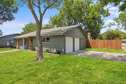 2122 Lemart Street, Grand Prairie, TX 75051 - Photo 2