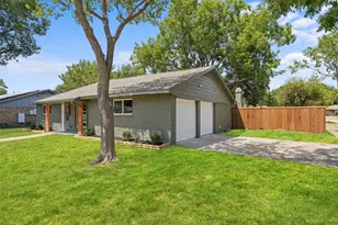 2122 Lemart St, Grand Prairie, TX 75051 - Photo 2
