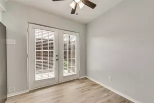264 Rolling Hills Pl, Lancaster, TX 75146 - Photo 8