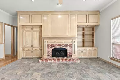 14762 Bedivere Court, Addison, TX 75254 - Photo 8