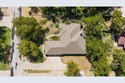 9008 Magnolia Vale Drive, Granbury, TX 76049 - Photo 34