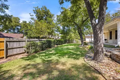 9008 Magnolia Vale Drive, Granbury, TX 76049 - Photo 28