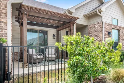 2644 Chardonnay Court, Grand Prairie, TX 75054 - Photo 4