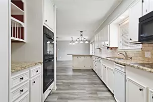 416 Azalea St, Chandler, TX 75758 - Photo 18