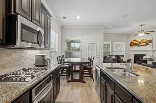 706 Dover Dr, Midlothian, TX 76065 - Photo 14