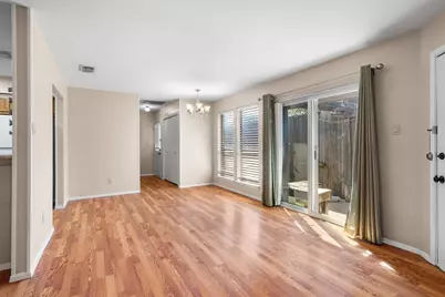 726 Michol Street, Grapevine, TX 76051 - Photo 8