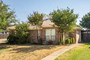 726 Michol St, Grapevine, TX 76051 - Photo 1