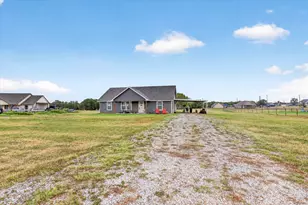 1012 Brown Ct, Poolville, TX 76487 - Photo 34