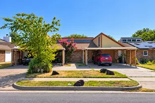 201-203 Yorkshire Ct, Euless, TX 76040 - Photo 1
