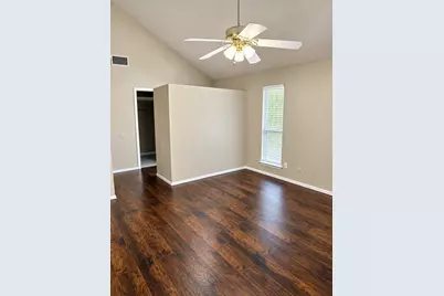 201-203 Yorkshire Court, Euless, TX 76040 - Photo 12
