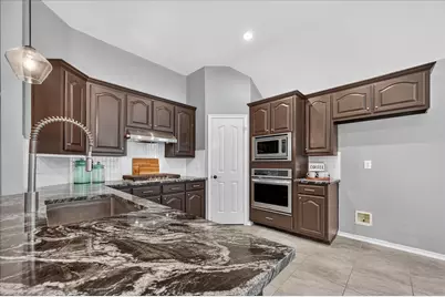 2720 Windstone Way, Corinth, TX 76210 - Photo 8