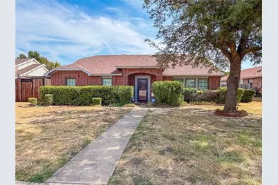 333 S Cannady Drive, Cedar Hill, TX 75104 - Photo 1