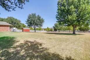 8101 Rodeo Dr, Denton, TX 76208 - Photo 8