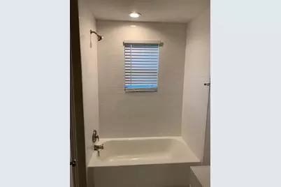 821 W Day Street #823, Denison, TX 75020 - Photo 10